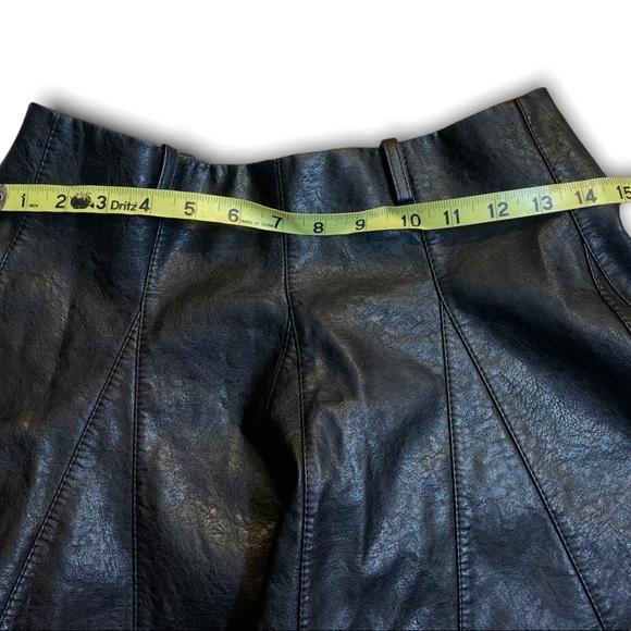 Pleated Leather Flared Mini Skater Girl Skirt W/ Belt Loops & Zipper - Picture 9 of 9